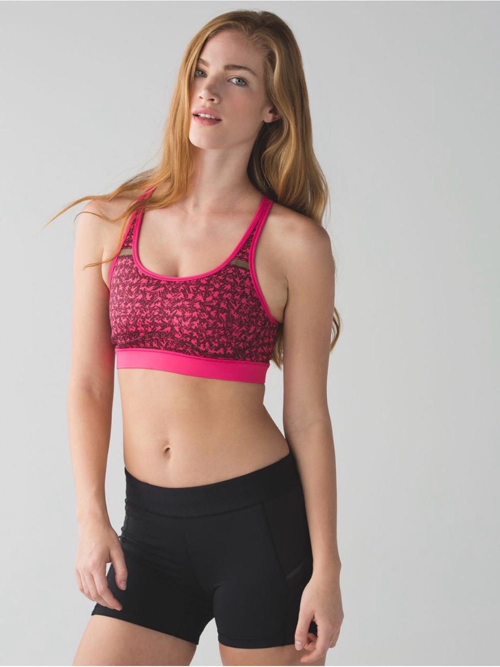 lululemon athletica sweaty or not bra bon bon Bordeaux size 8